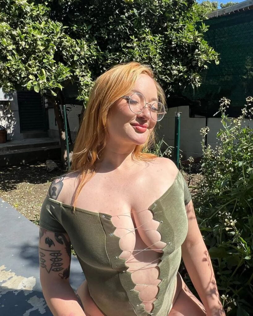 Instagram Emma Magnolia